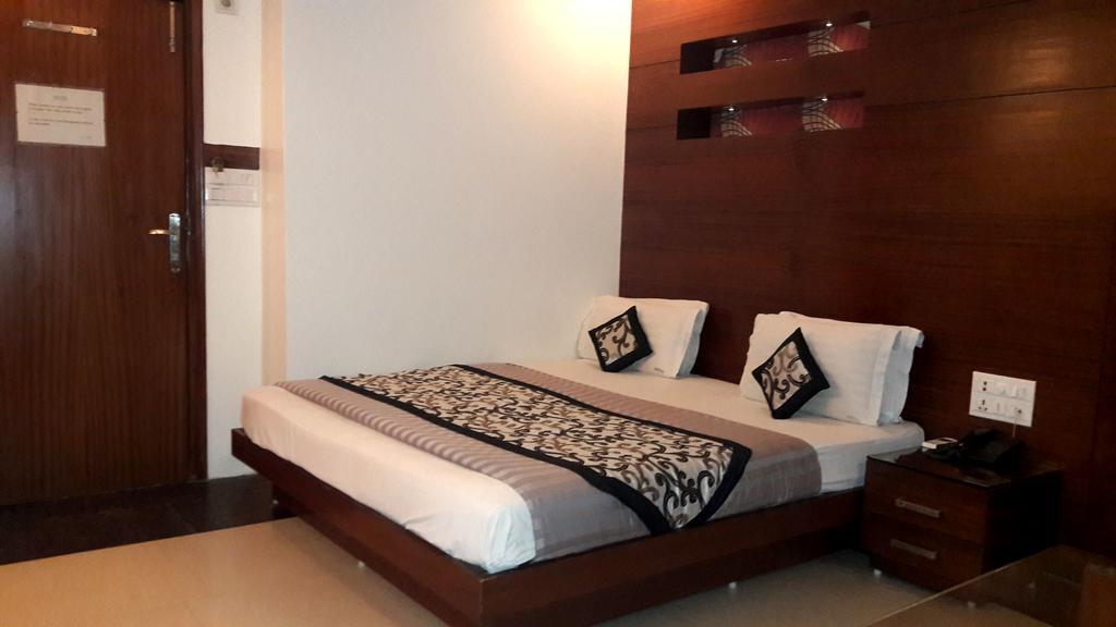 ניו דלהי Hotel Vanson Villa - Near Connaught Place מראה חיצוני תמונה